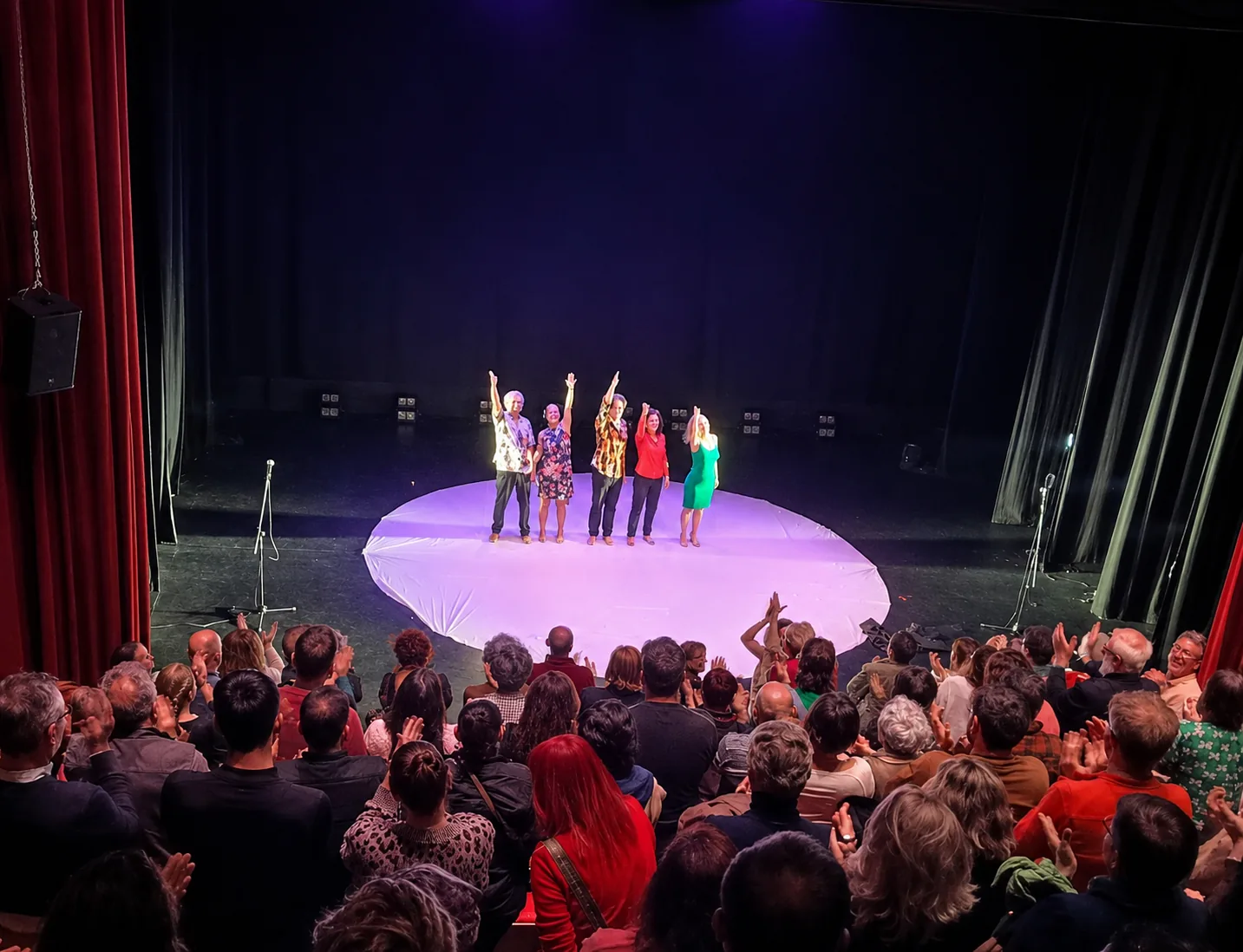 De lentejas y garbanzos (2025/26) — fotografía de la producción de Teatro del Gato (imagen 6 de 7)